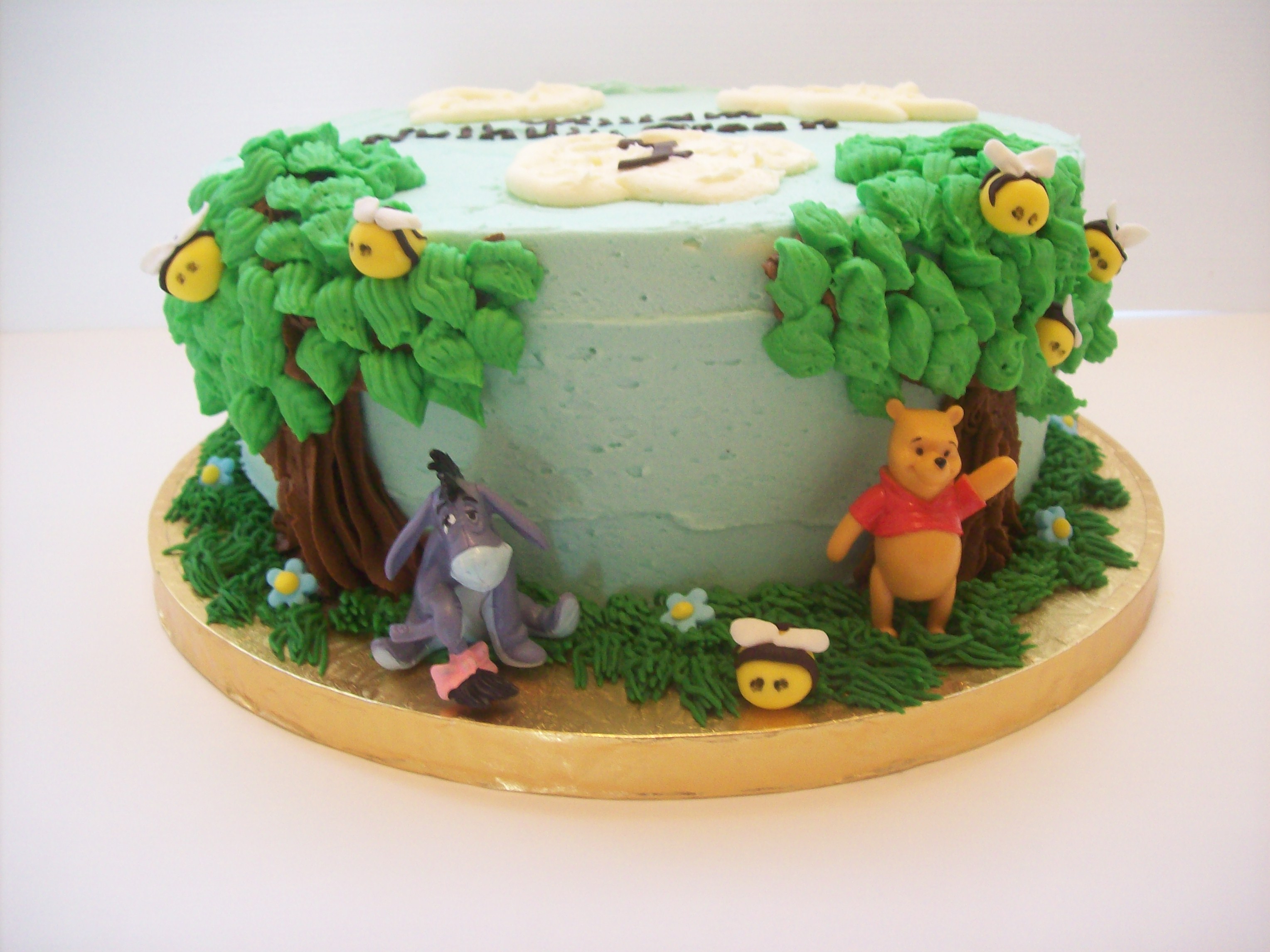 winnie the pooh cake figurines