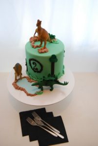 6 inch dinosaur cake