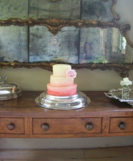 Peaches & Cream Wedding Cake $595