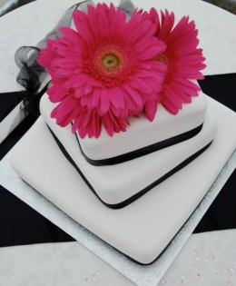 Gerbera 3 Tier $650