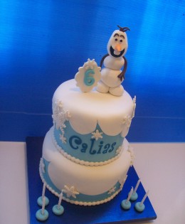 Frozen Cake with Olaf $399