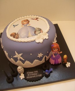 Sofia Cake $249