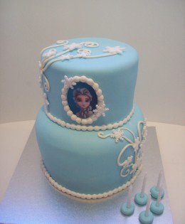 Elsa Frozen Cake $399