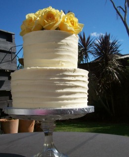 Petite Wedding Cake (Fresh Roses) $349