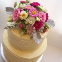 Summer Daisies Wedding Cake $499