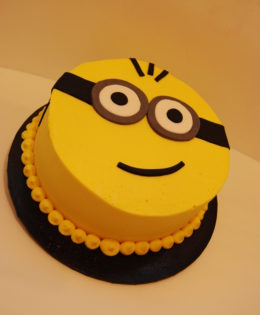 Buttercream Minion $149 (8 inch)