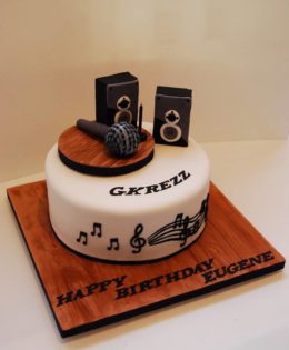 Microphone Cake $299 ( 8 inch)