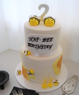 Bee Cake $399