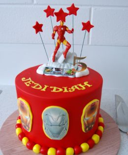 8 inch Iron Man Cake $249