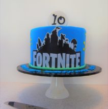 Fortnite Cake $250
